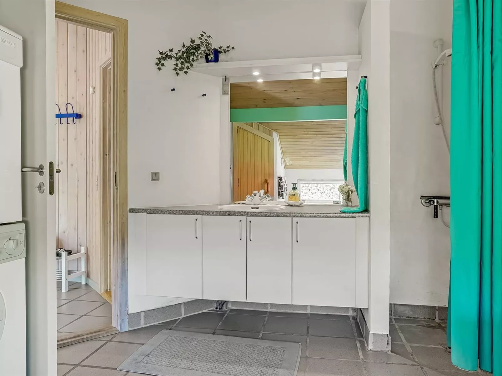 "Aslak" - 350m from the sea-Binnen