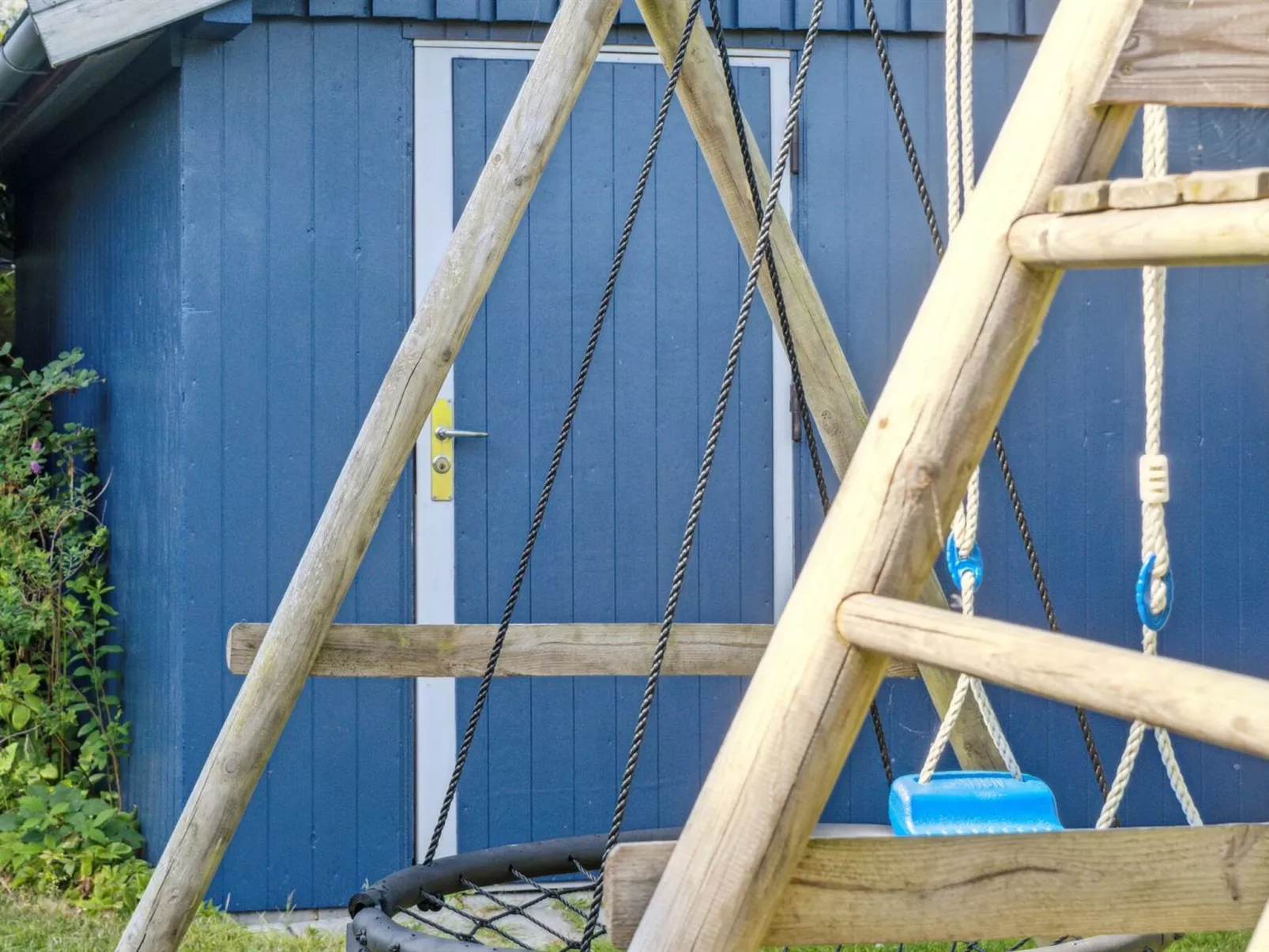 "Winona" - 300m from the sea-Buiten