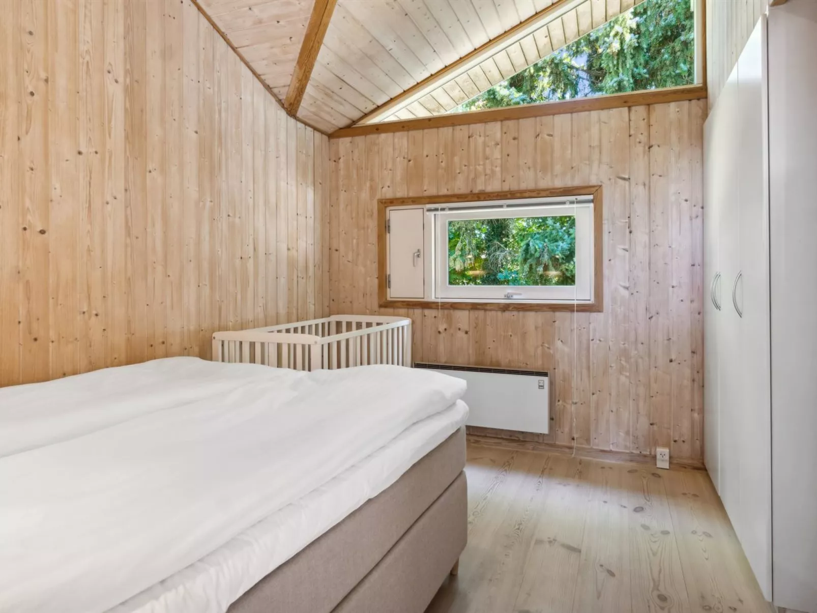 "Rixa" - 525m from the sea-Binnen