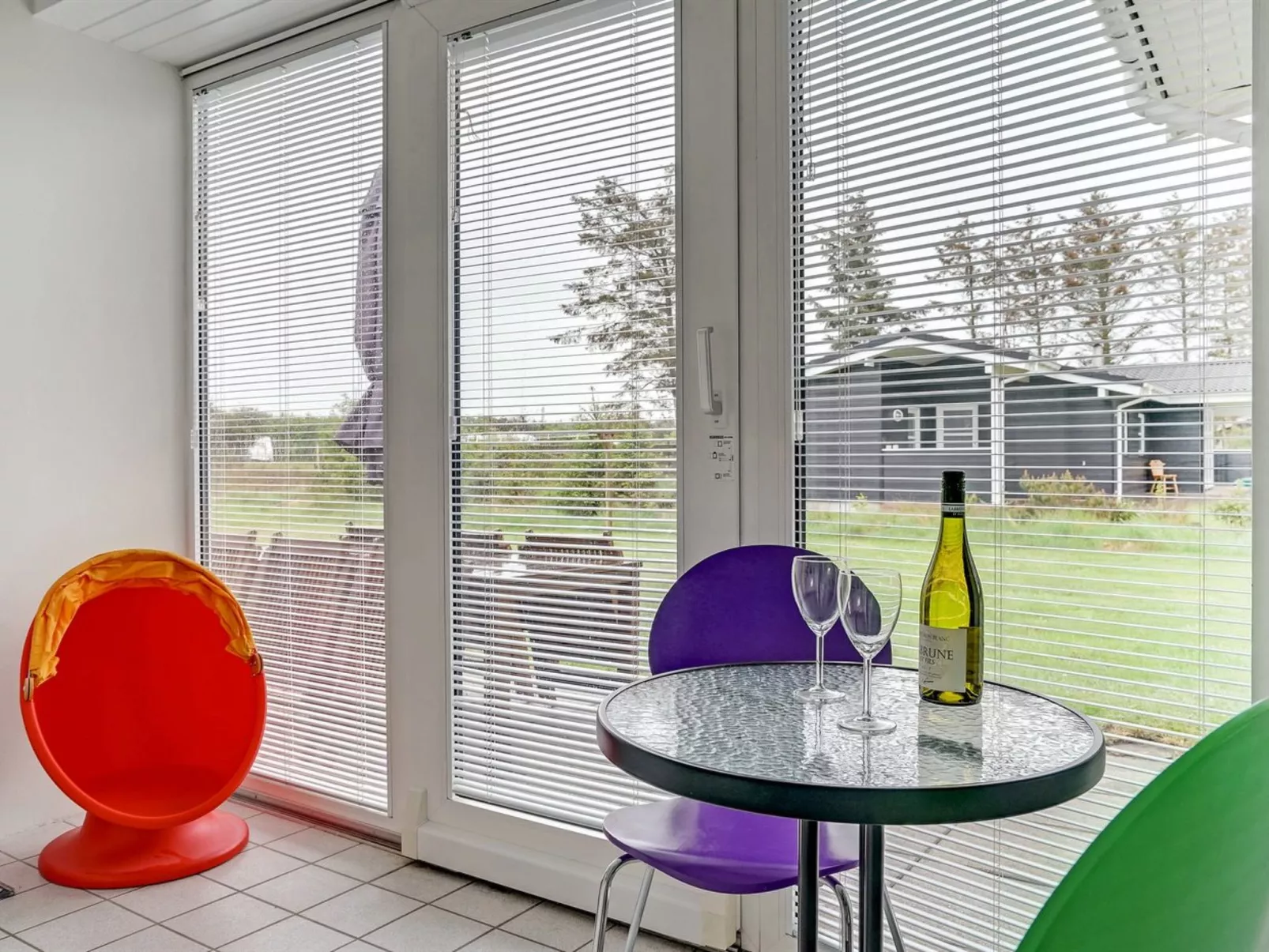 "Dome" - 750m from the sea-Binnen