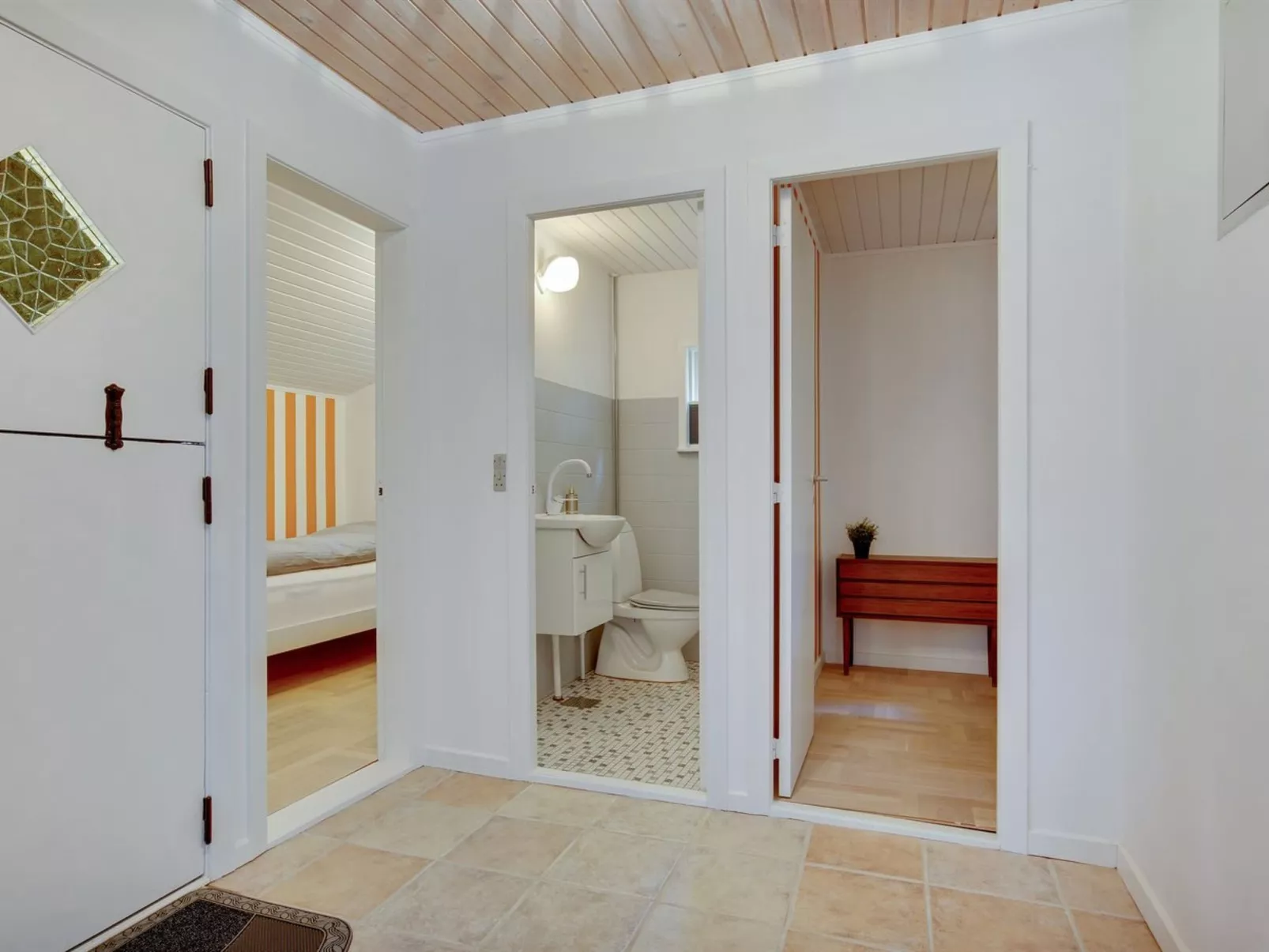 "Gorm" - 300m from the sea-Binnen