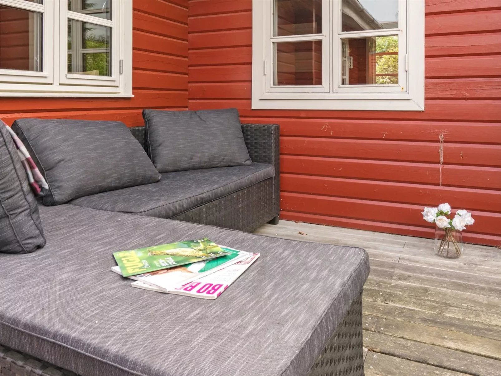 "Ernestine" - 500m to the fjord-Buiten