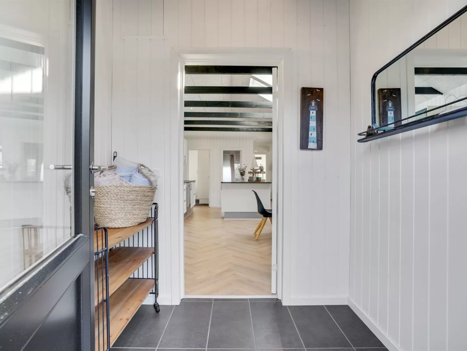 "Ellenora" - 1km from the sea-Binnen