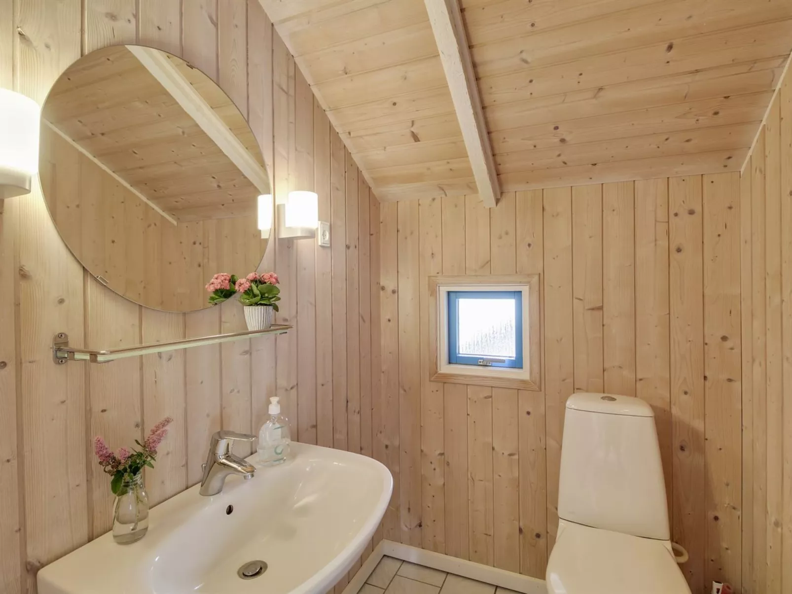 "Dedo" - 300m from the sea-Binnen