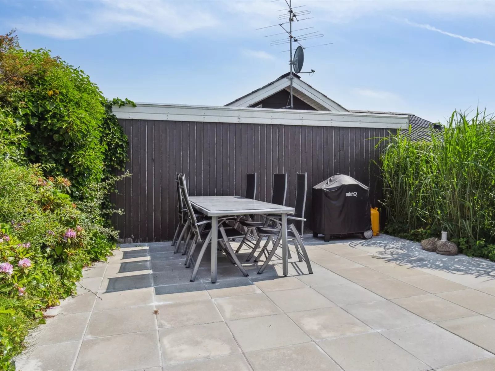 "Gertrud" -  from the sea-Buiten