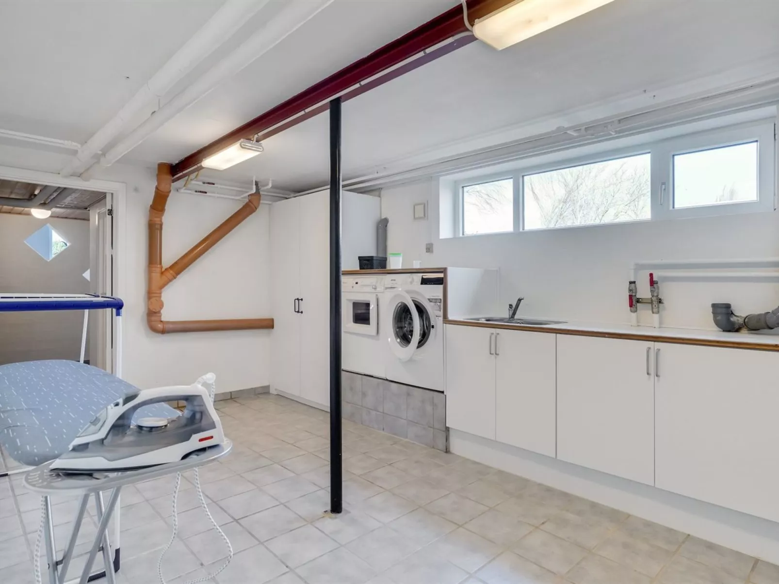 "Auguste" - 1.5km to the fjord-Binnen