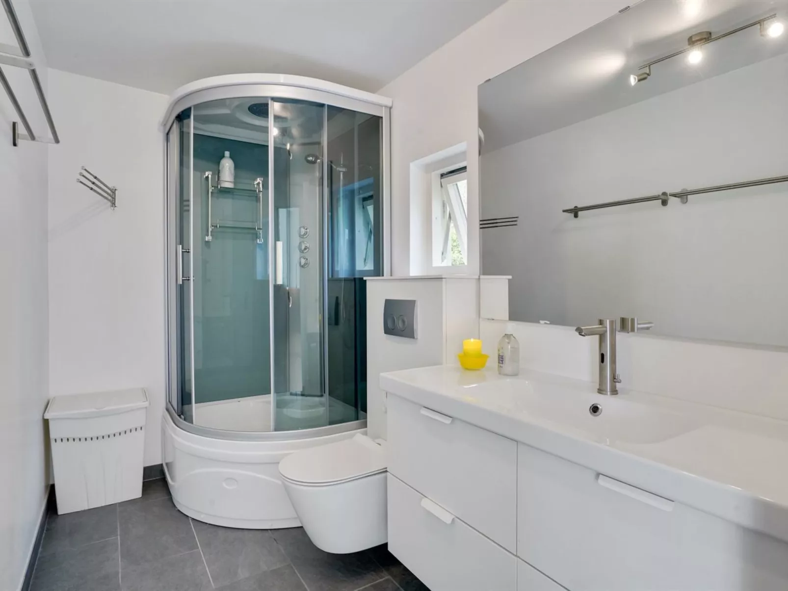 "Sighmund" - 530m from the sea-Binnen