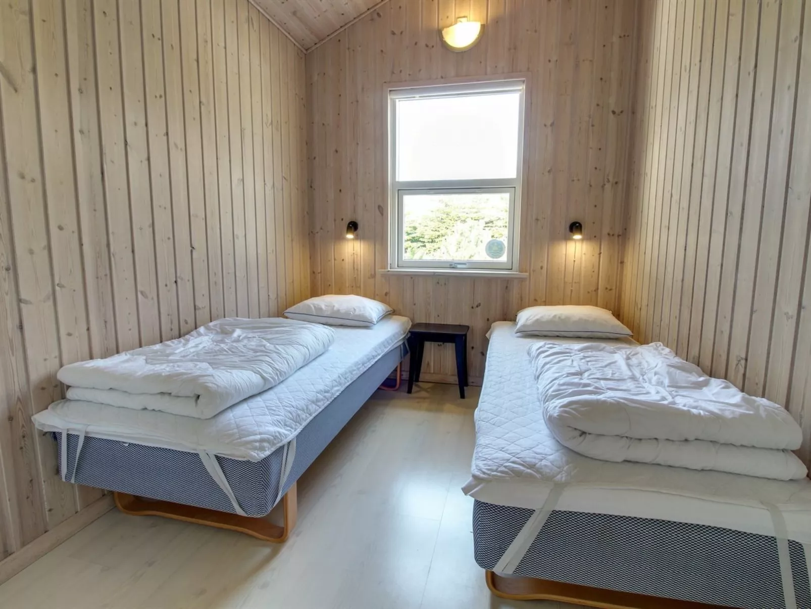 "Börje" - 600m from the sea-Binnen