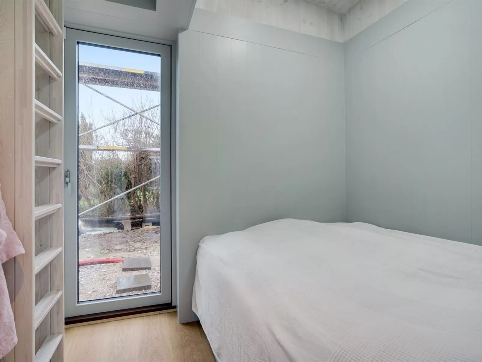 "Vanta" - 10m from the sea-Binnen