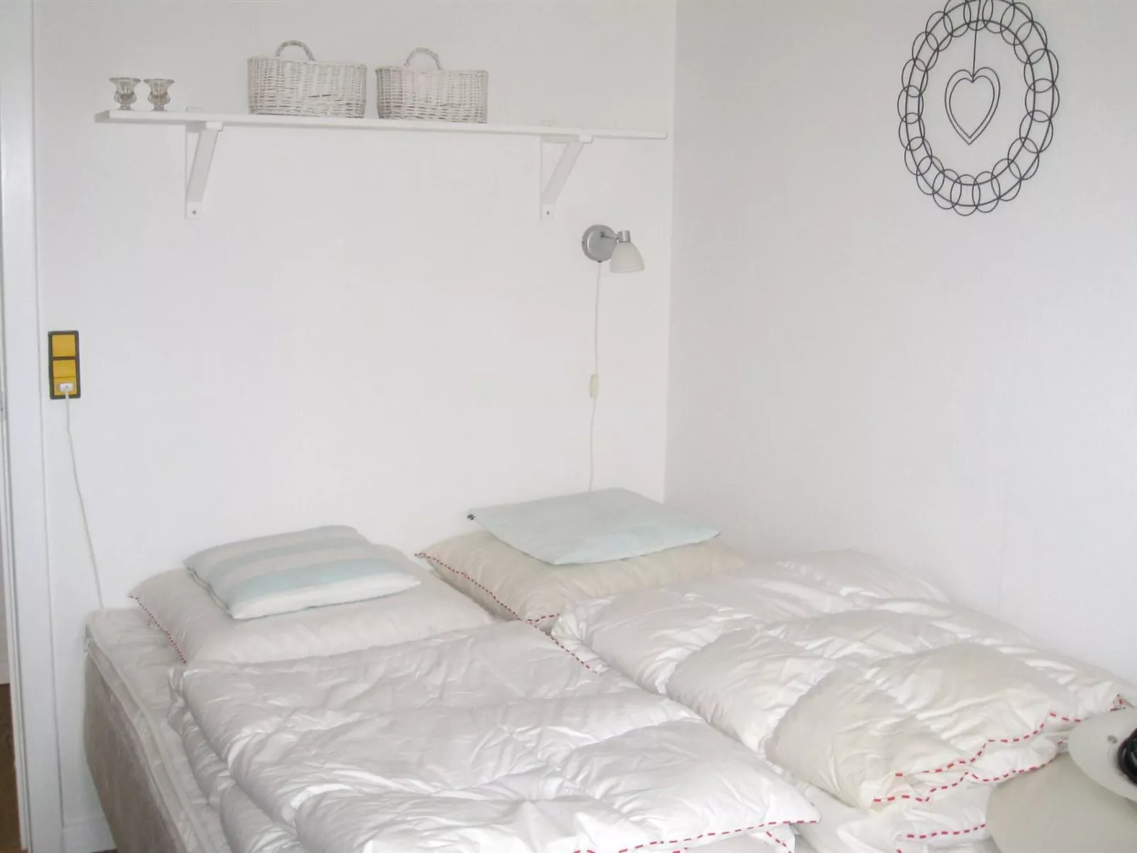 "Skrolan" - 200m from the sea-Binnen