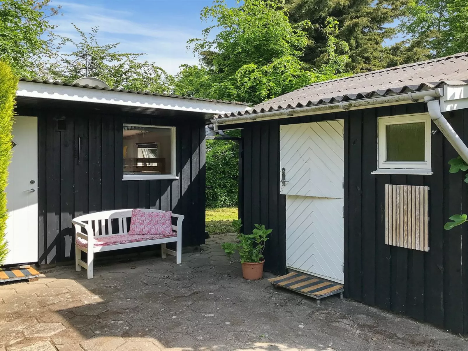 "Vojo" - 100m from the sea-Buiten