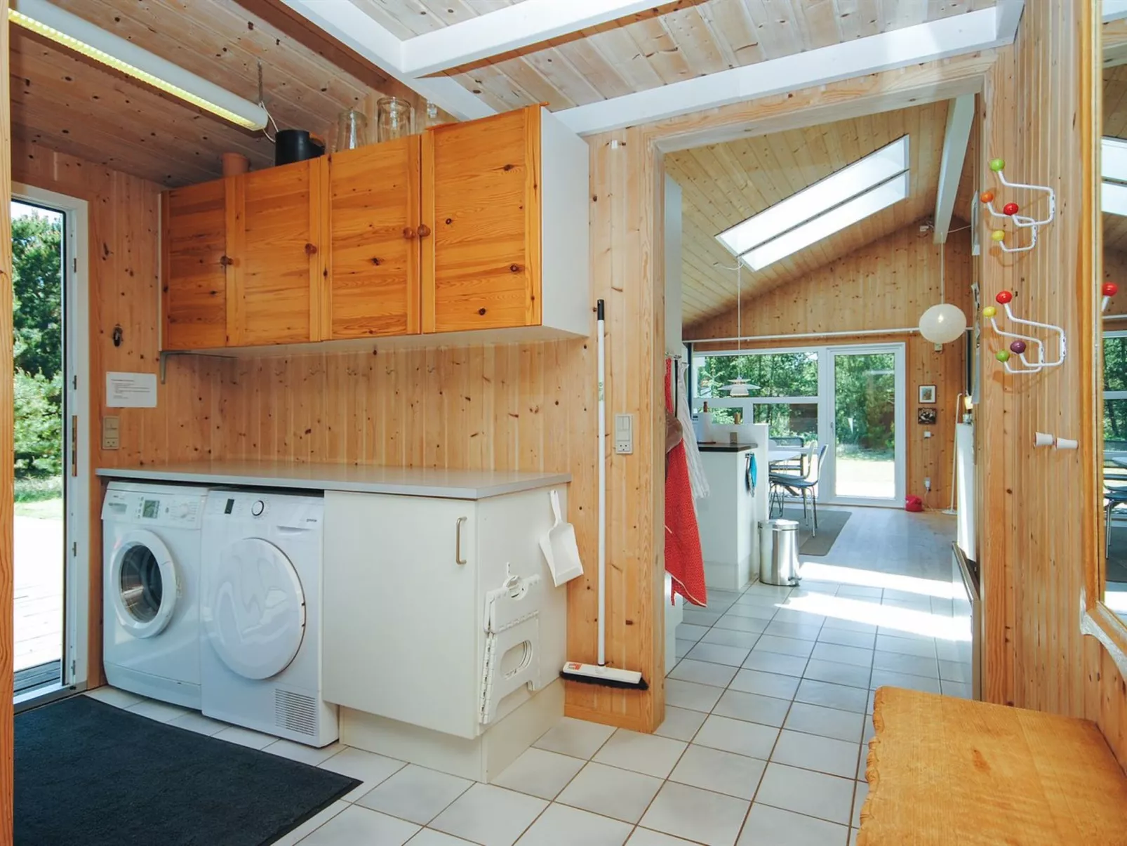 "Heggi" - 900m from the sea-Binnen