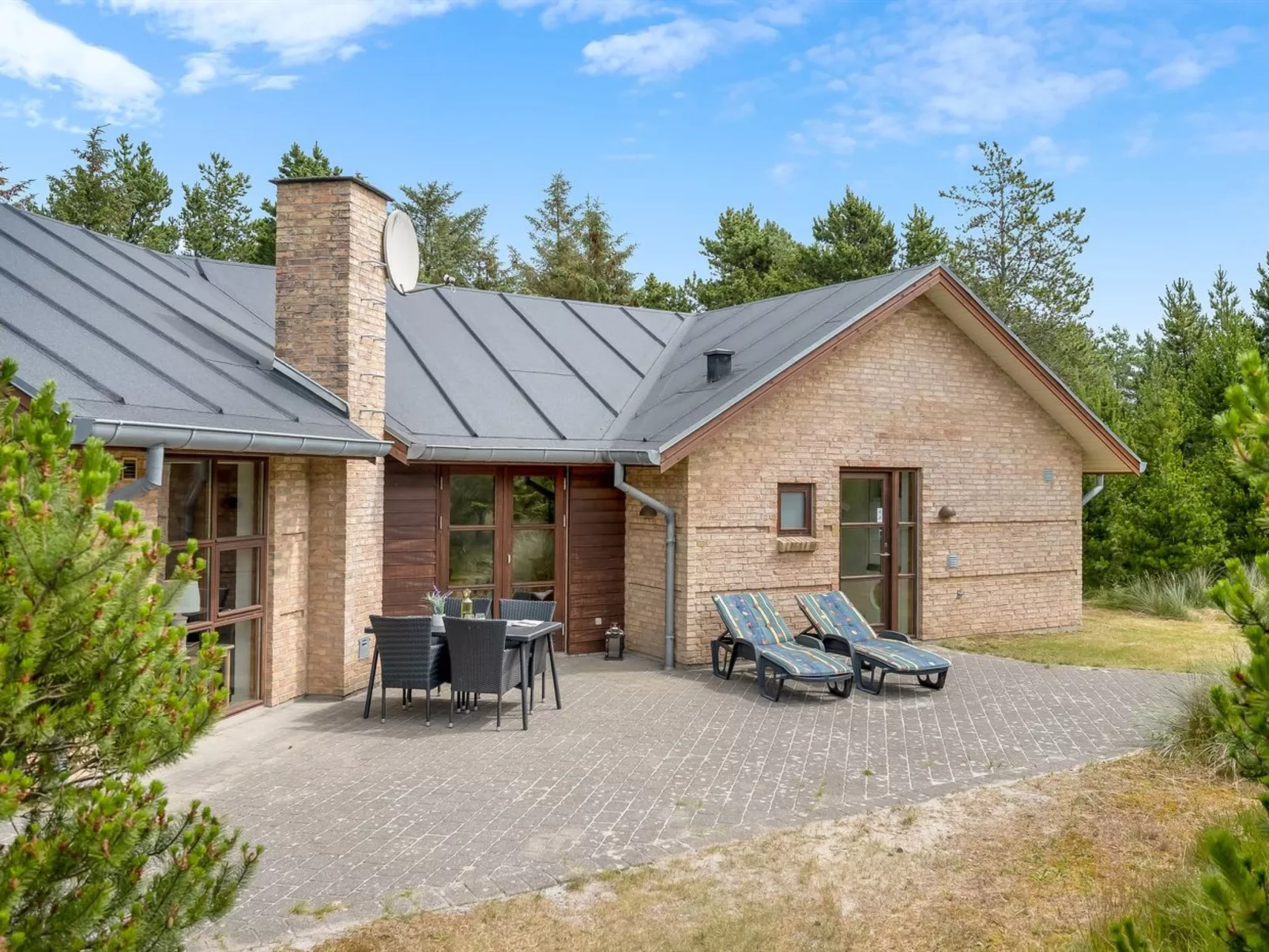 "Thormar" - 1.5km from the sea-Buiten