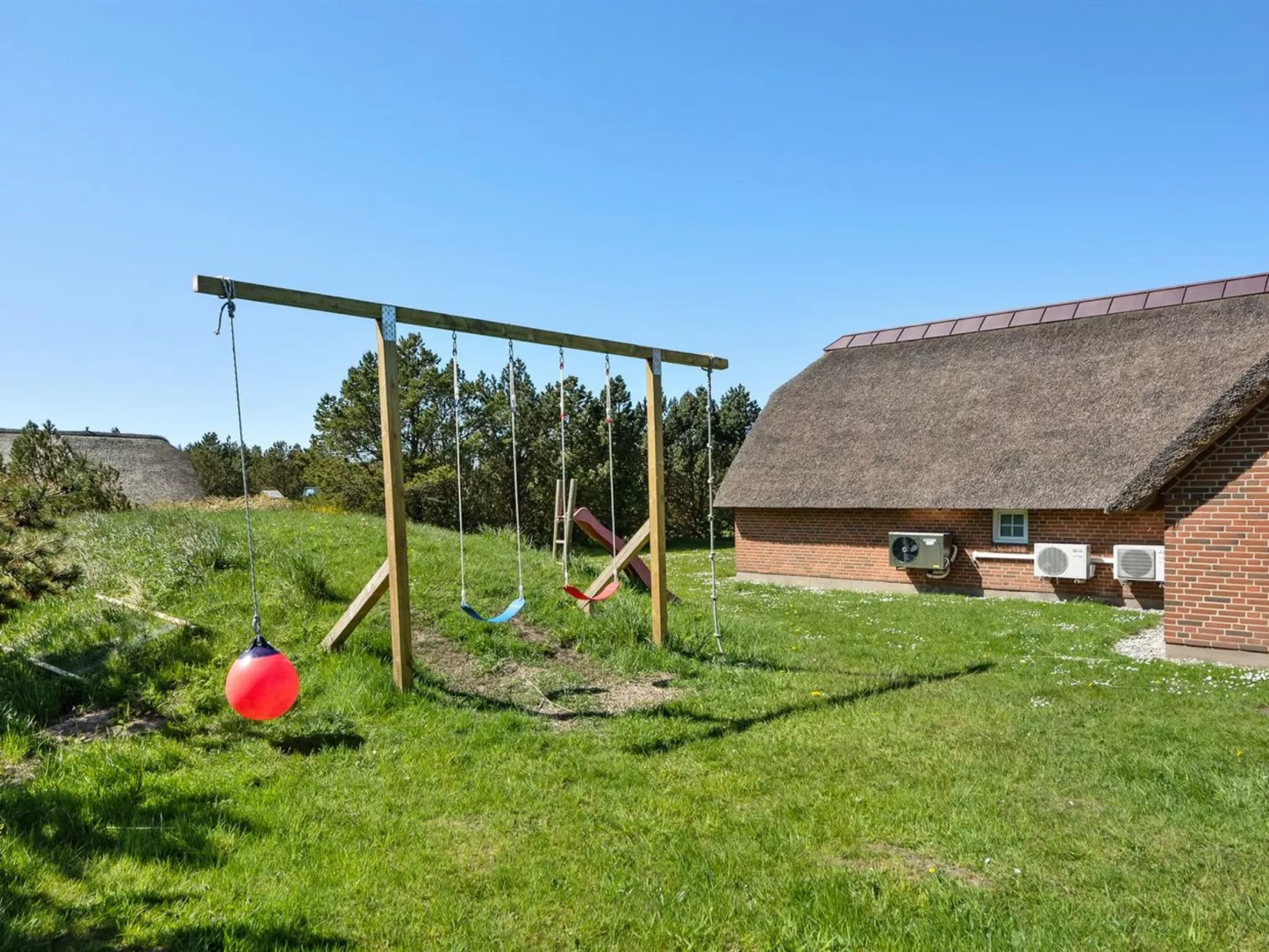 "Jorkin" - 1.8km from the sea-Buiten