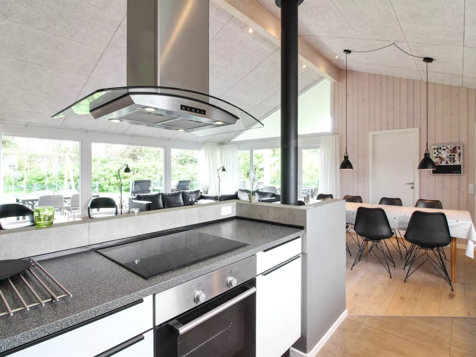 "Franke" - 1.1km from the sea