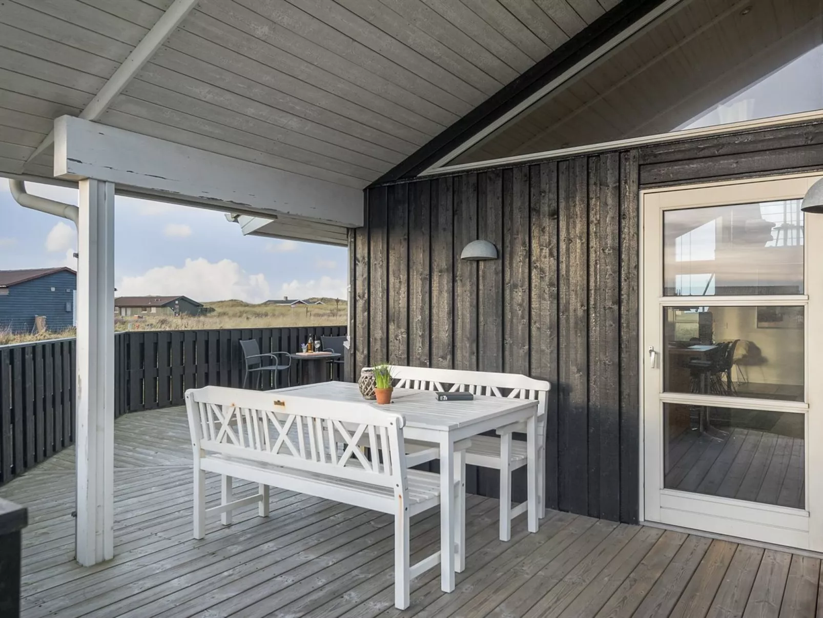 "Rodna" - 452m from the sea-Buiten