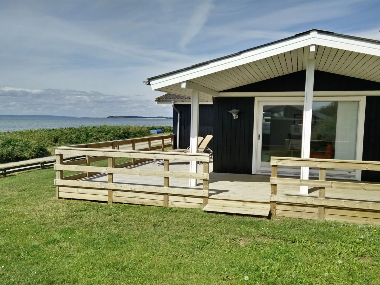 "Bertold" - 20m from the sea-Buiten