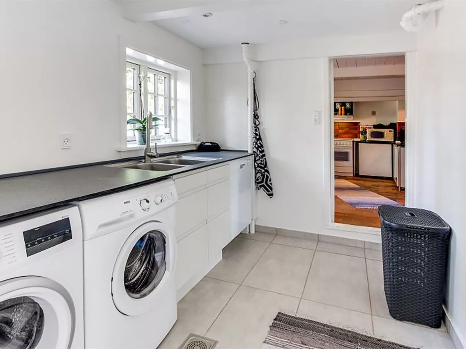 "Nyyrikki" - 100m from the sea-Binnen