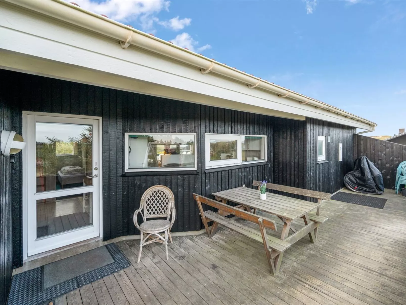 "Wighman" -  from the sea-Buiten