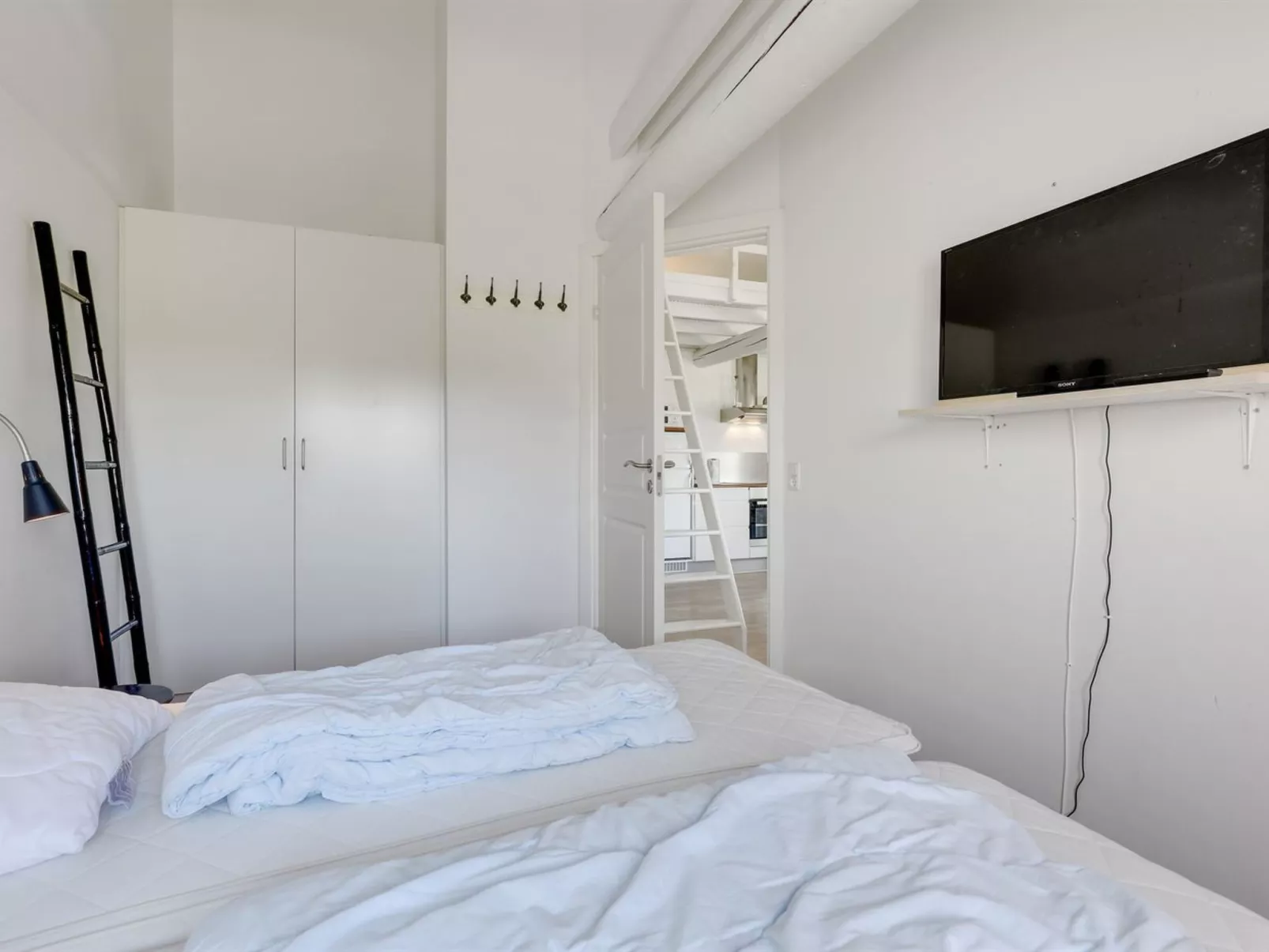 "Antine" - 6km from the sea-Binnen