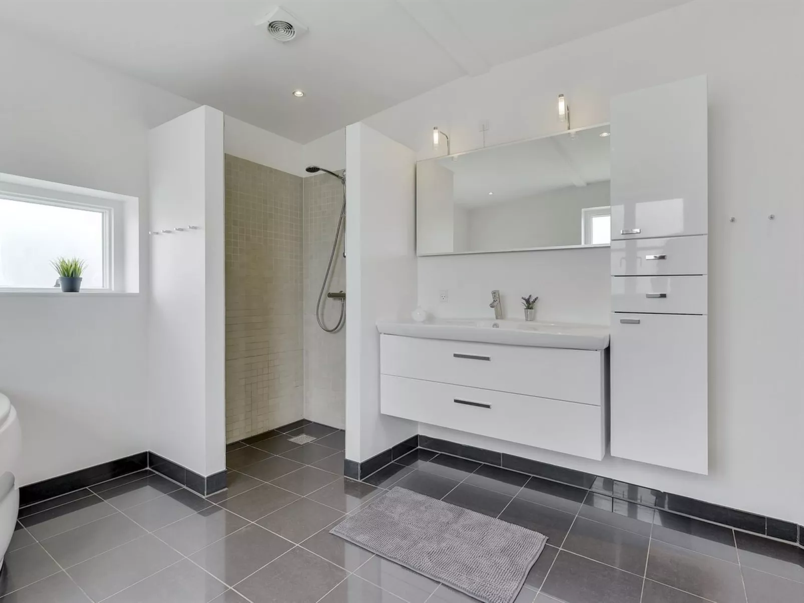 "Henke" - 500m from the sea-Binnen