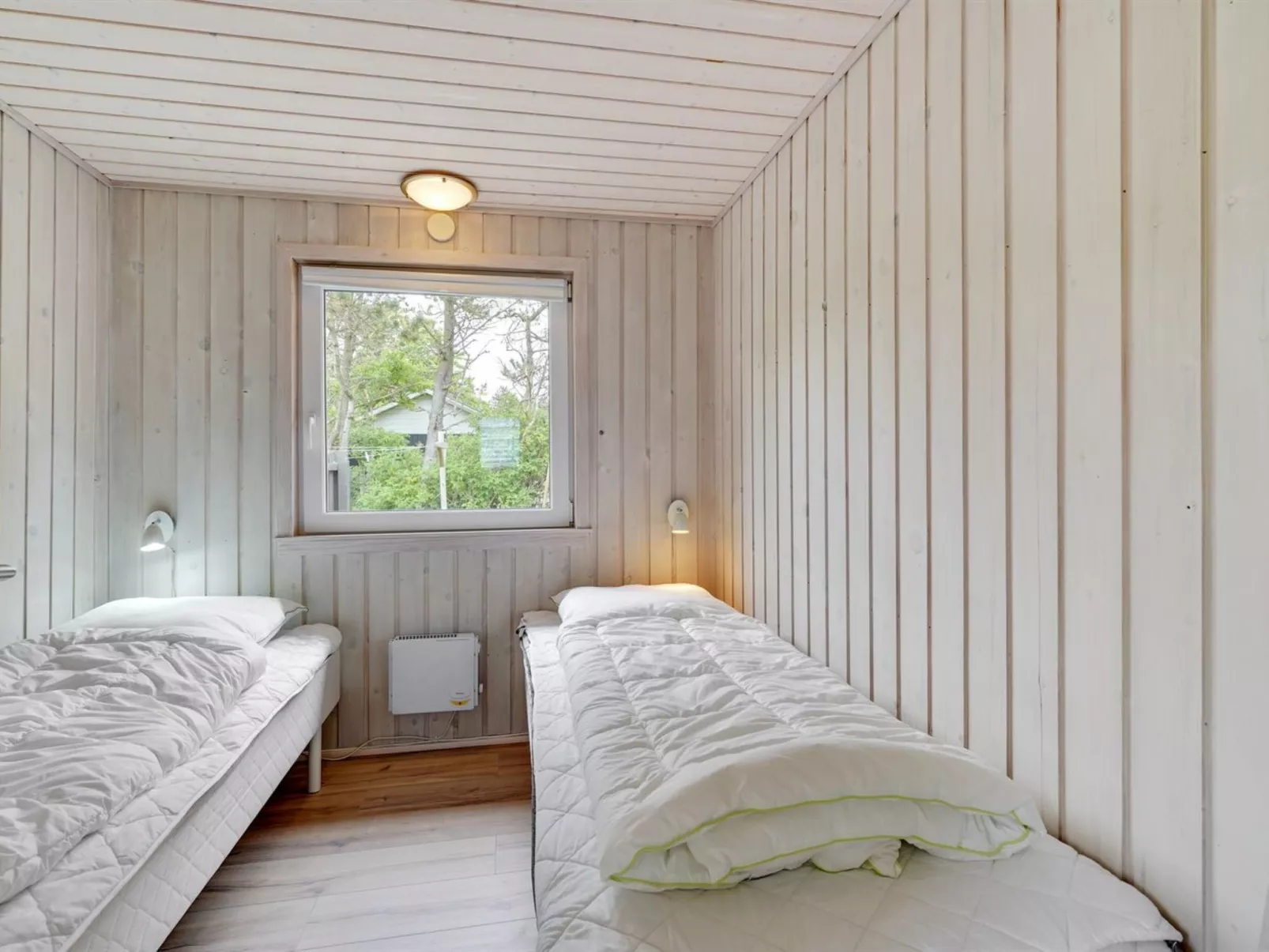 "Sheemen" - 700m to the fjord-Binnen