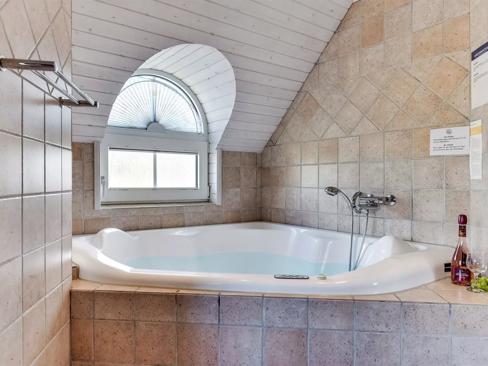 "Aslaug" - 500m from the sea-Binnen