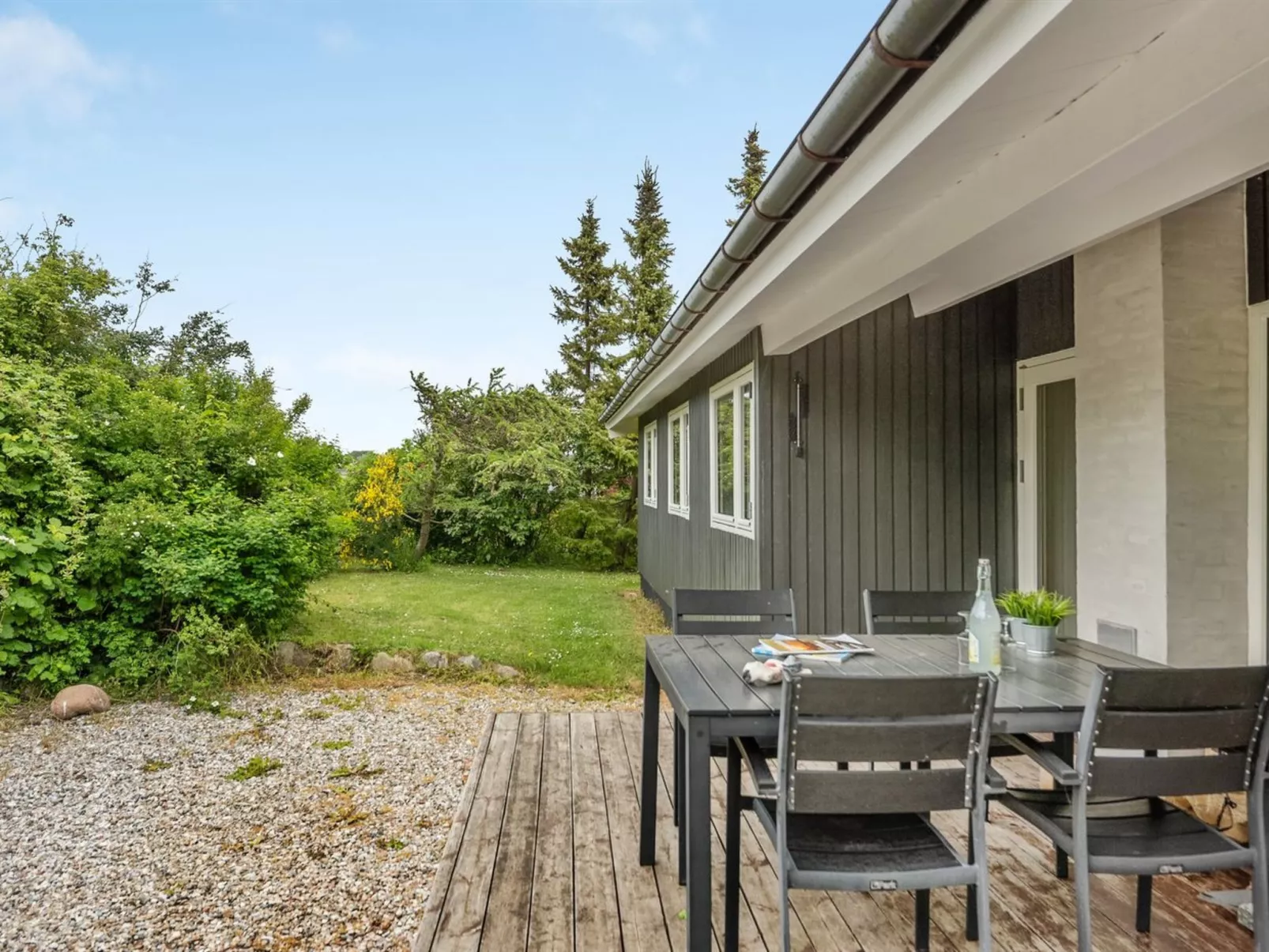 "Jenny" - 140m from the sea-Buiten