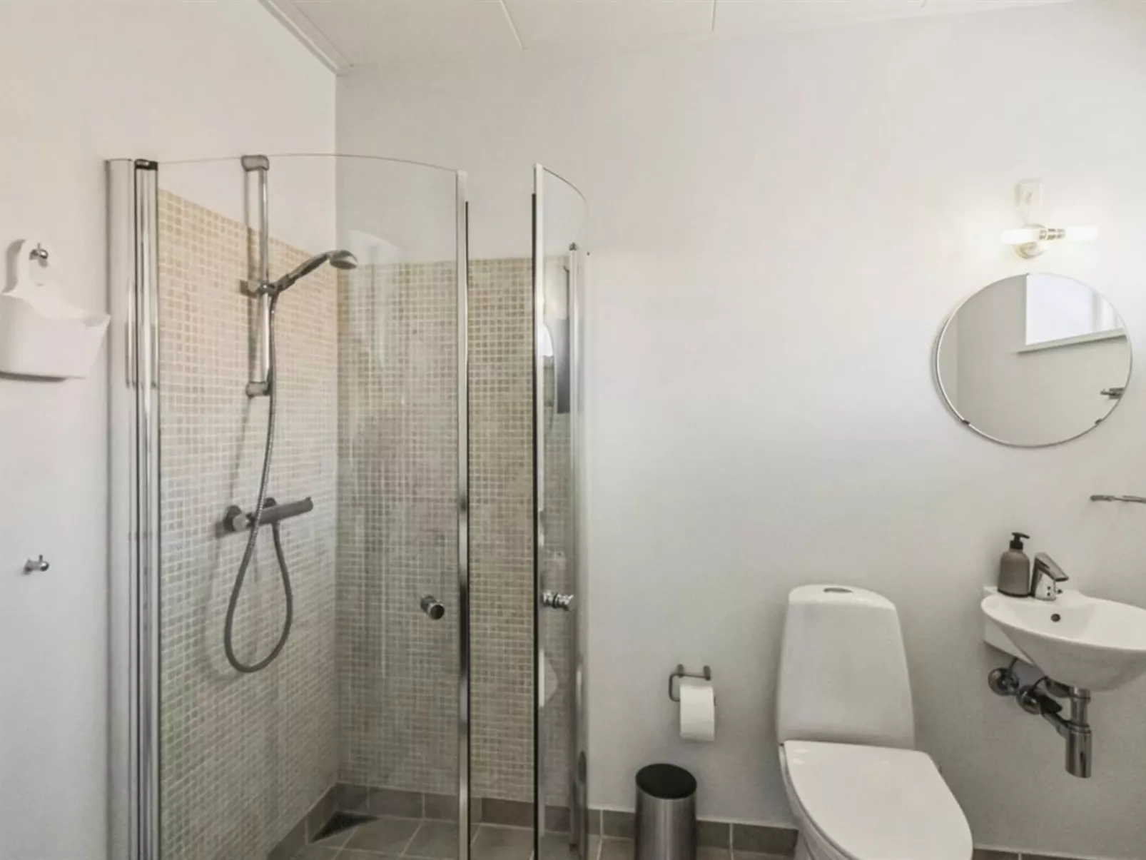 "Ayk" - 400m from the sea-Binnen