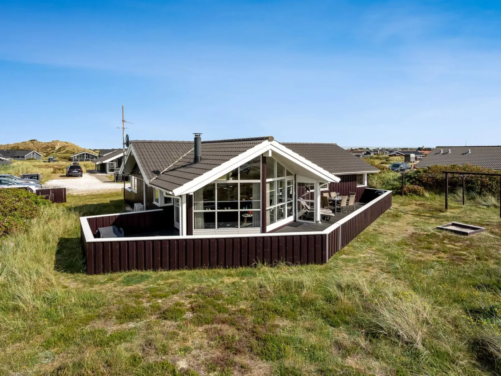 "Thrugot" -  from the sea-Buiten