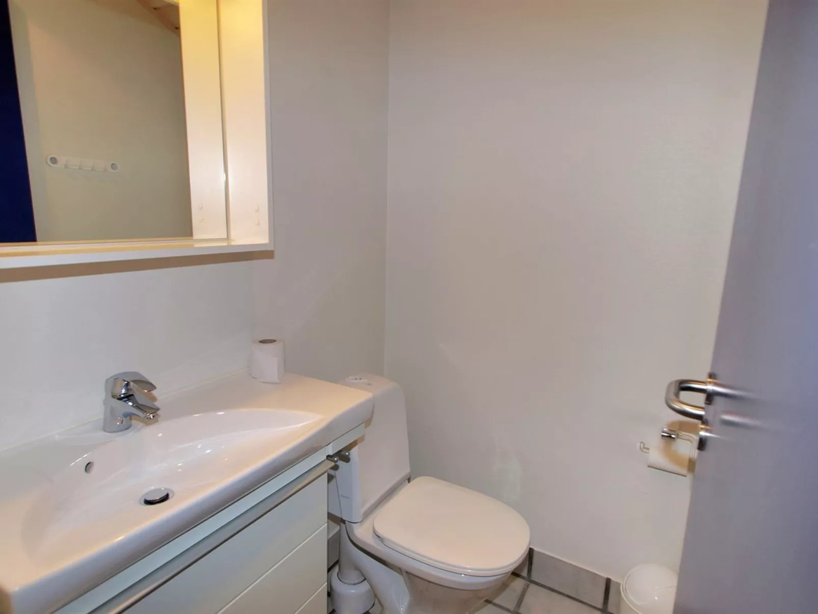 "Sylvia" - 900m from the sea-Binnen