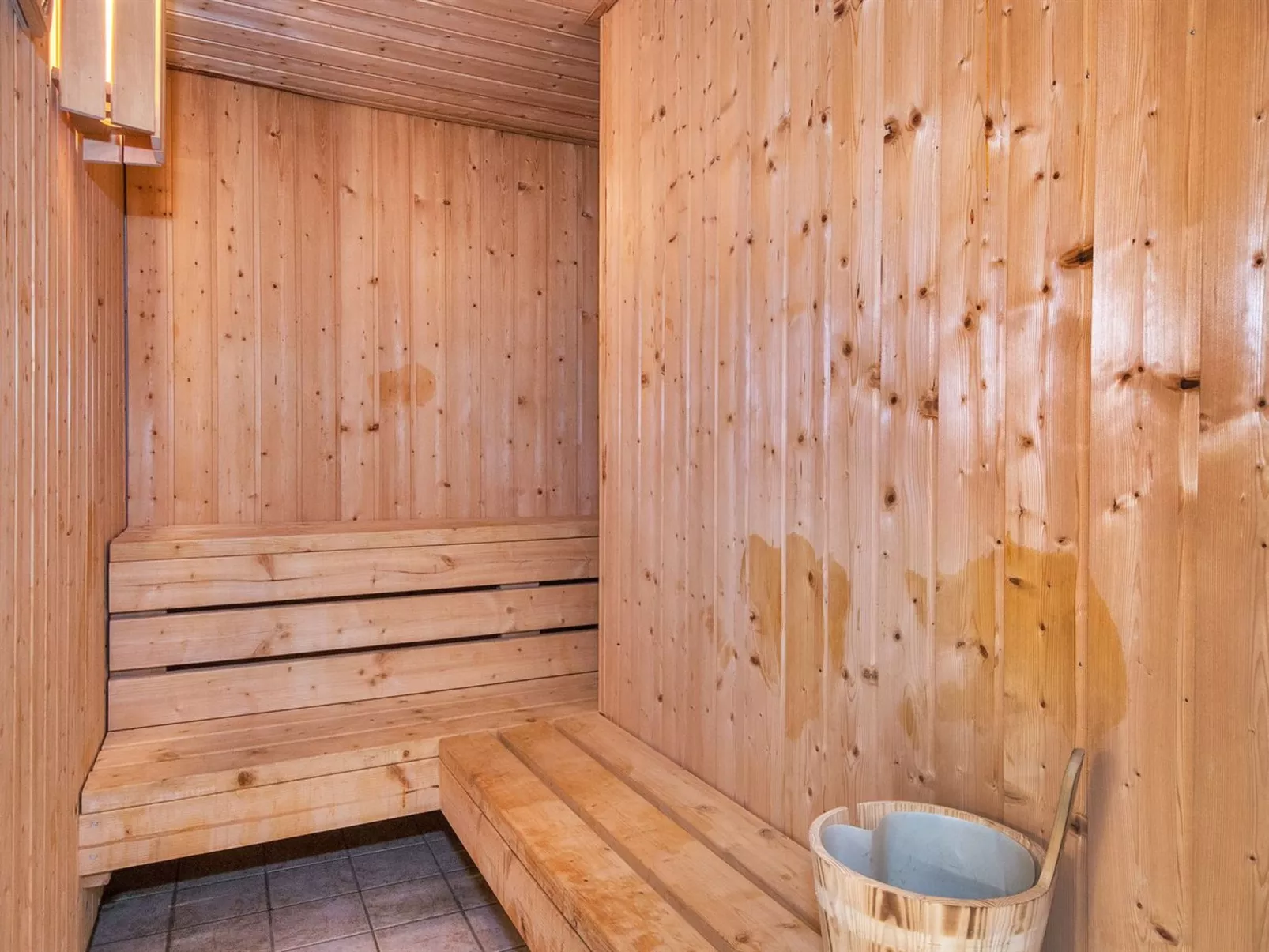 "Etta" - 957m from the sea-Binnen