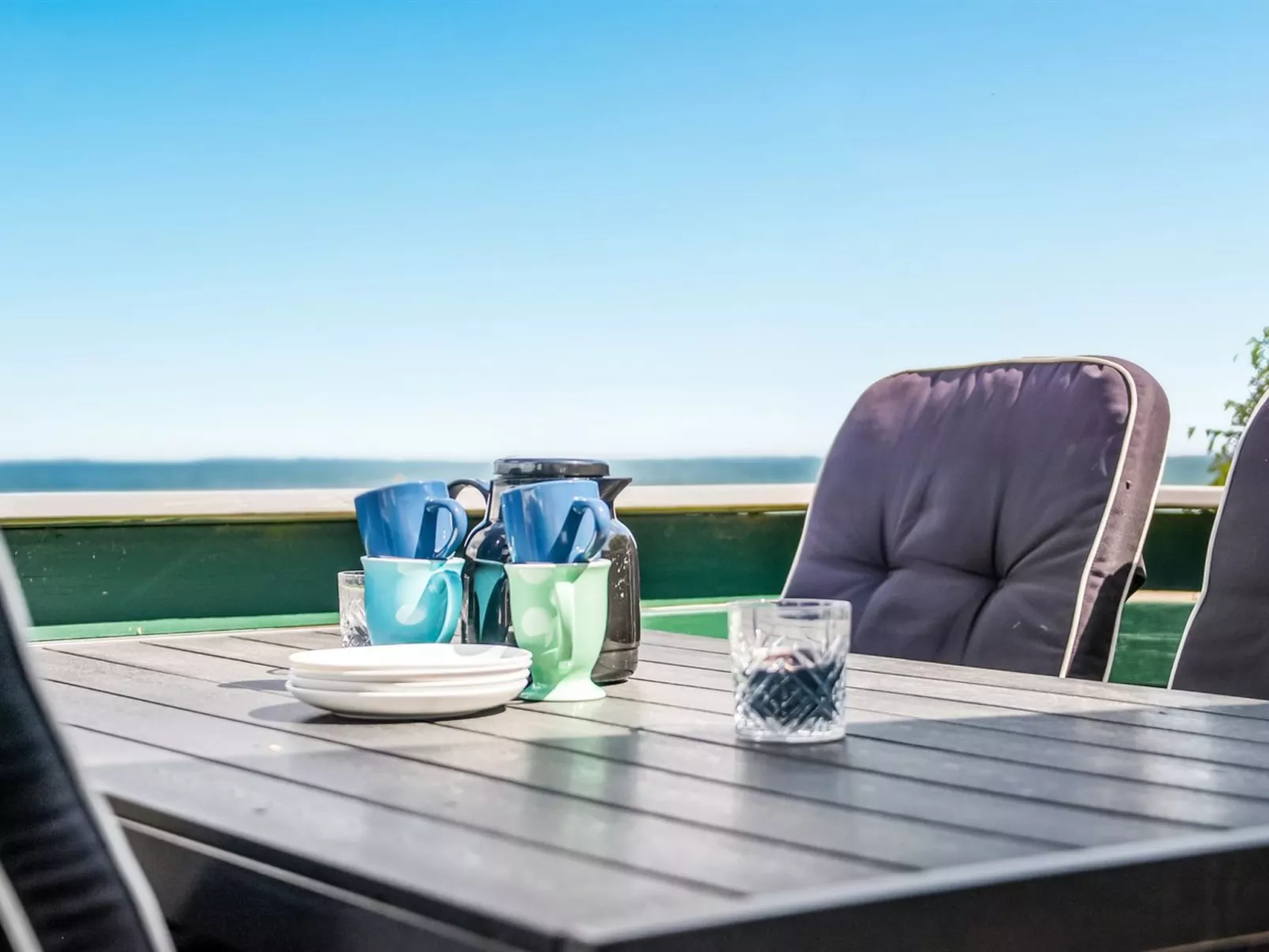 "Eldar" - 5m from the sea-Buiten