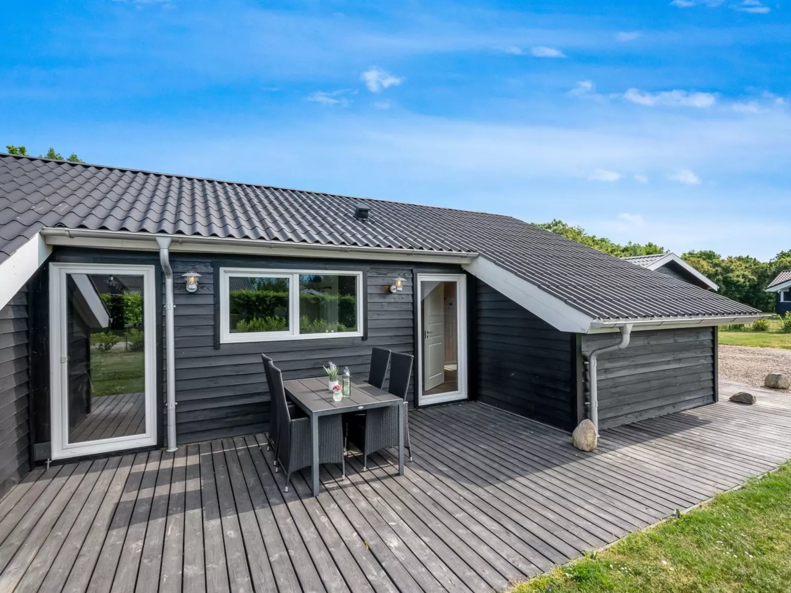 "Leeve" - 1.4km to the fjord-Buiten