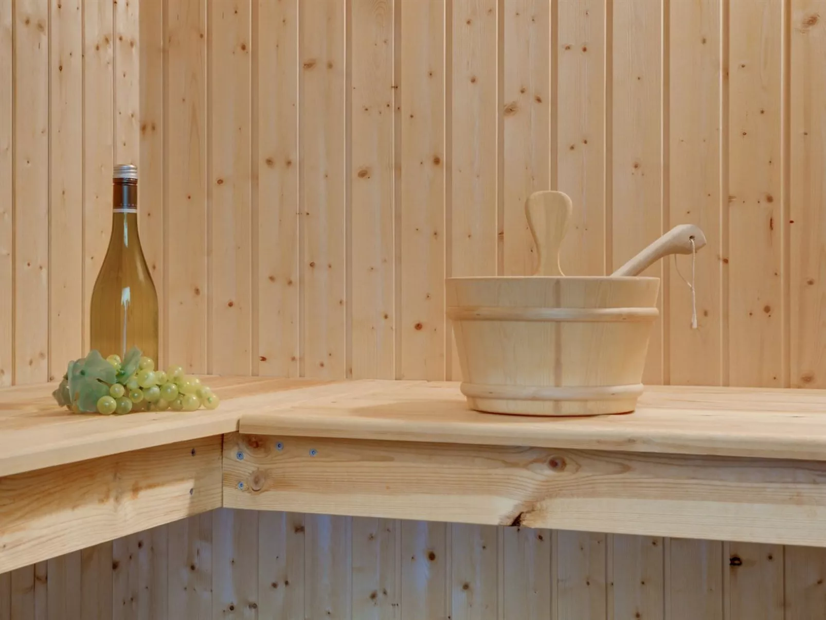 "Ebbi" - 36km from the sea-Binnen