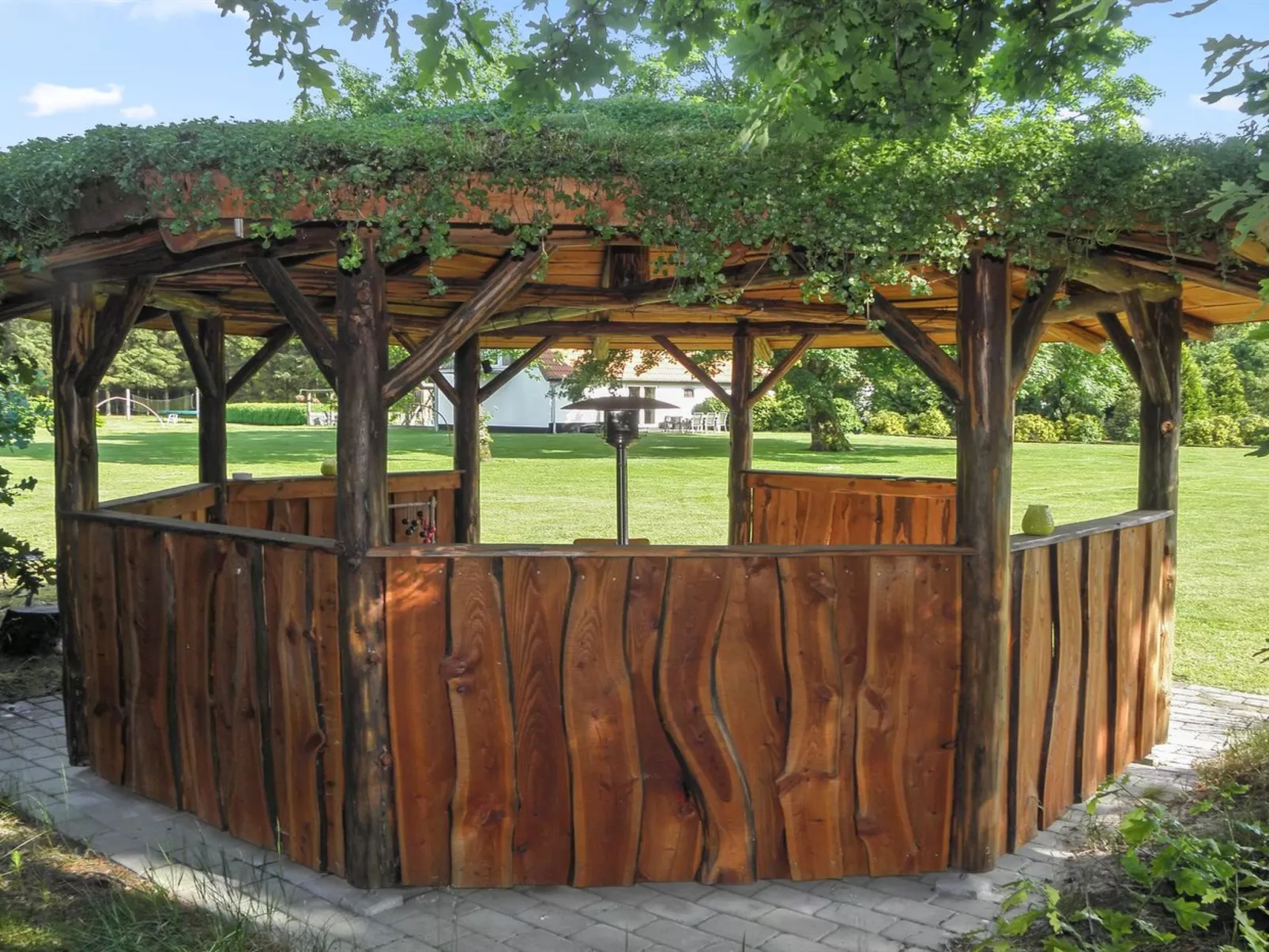 "Beatha" - 25km to the fjord-Buiten