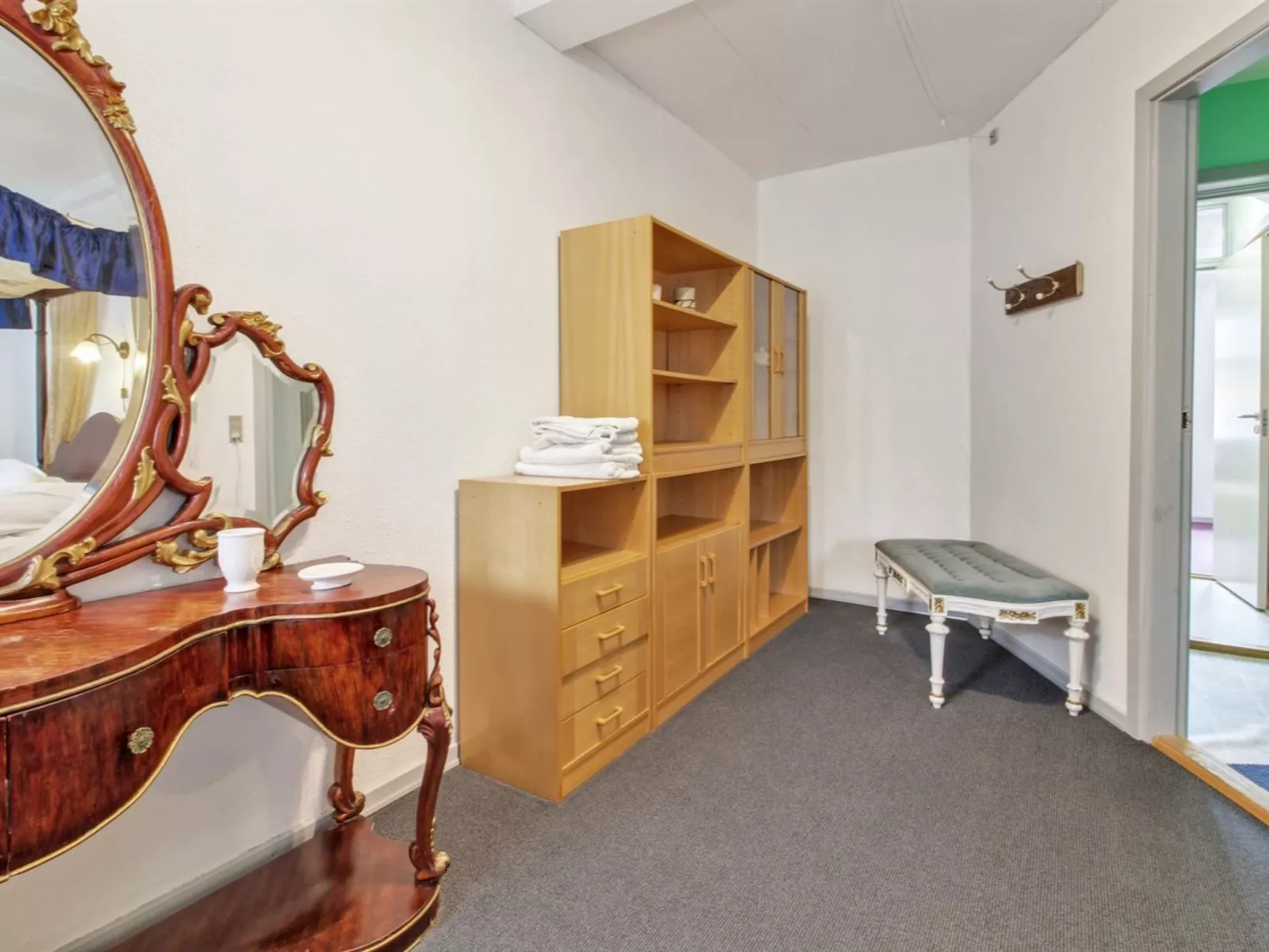 "Herman" - 22km from the sea-Binnen