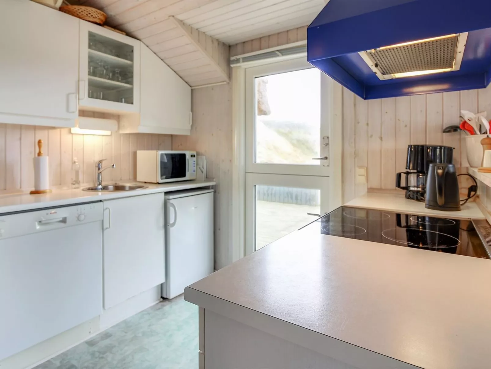 "Telia" - 250m from the sea-Binnen