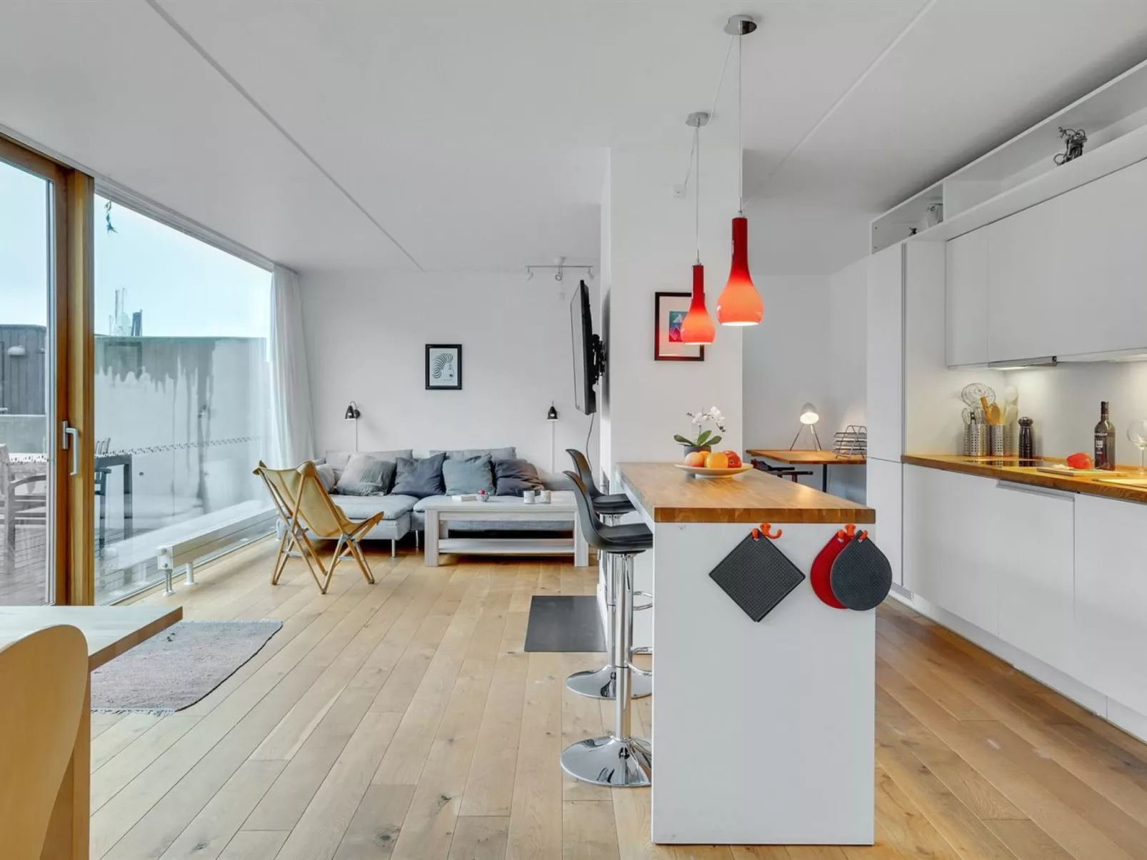 "Heigo" - 25m from the sea-Binnen