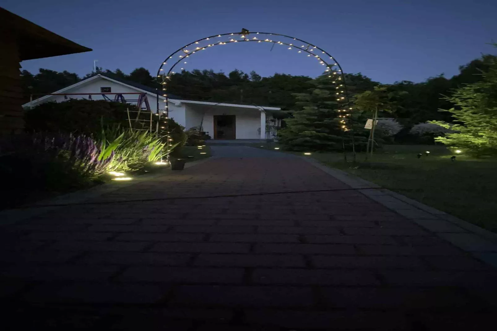 Budlejowy domek dla 4 osób w Kołczewie-Buitenkant zomer