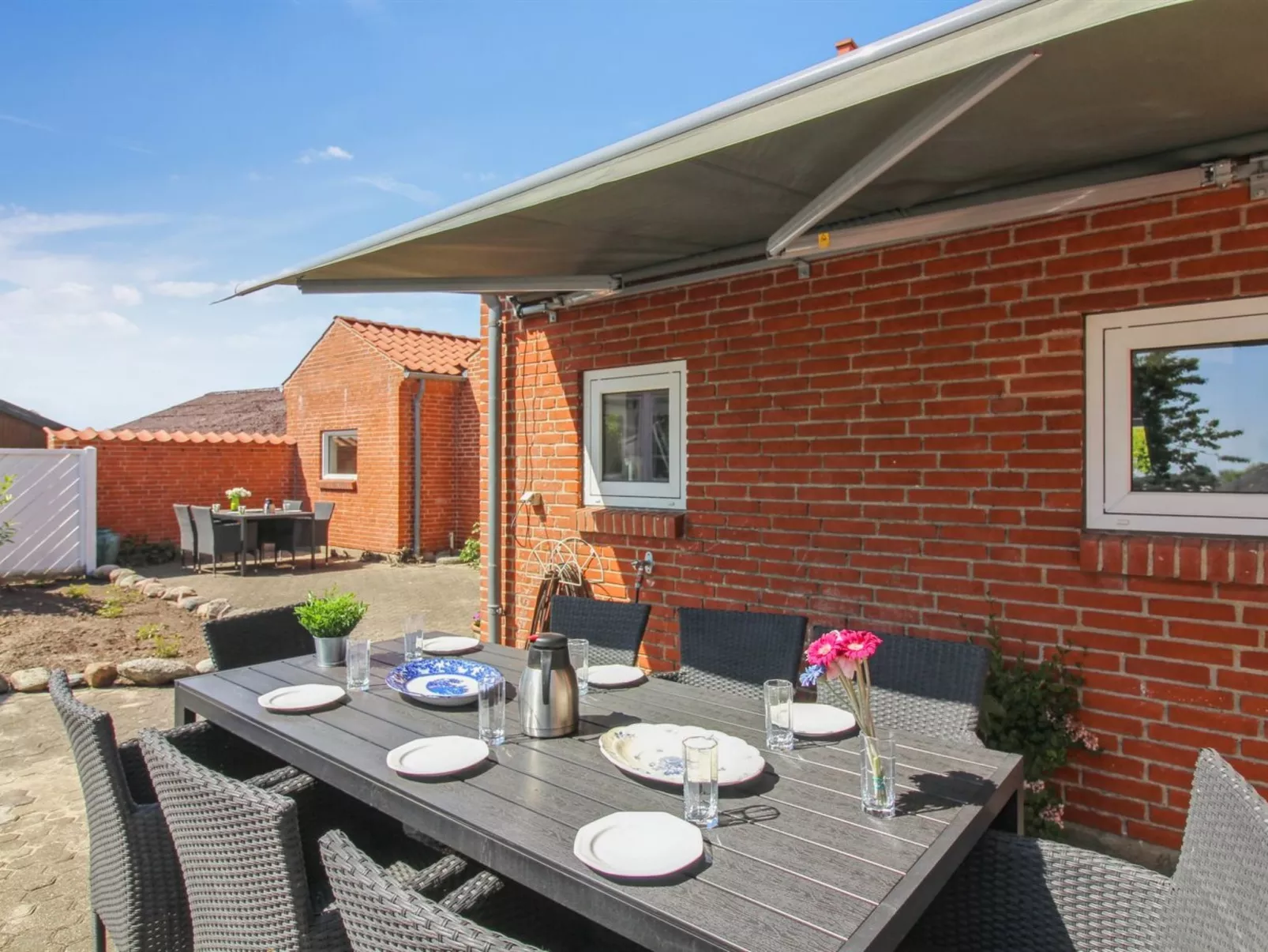 "Kiersten" - 5km from the sea-Buiten