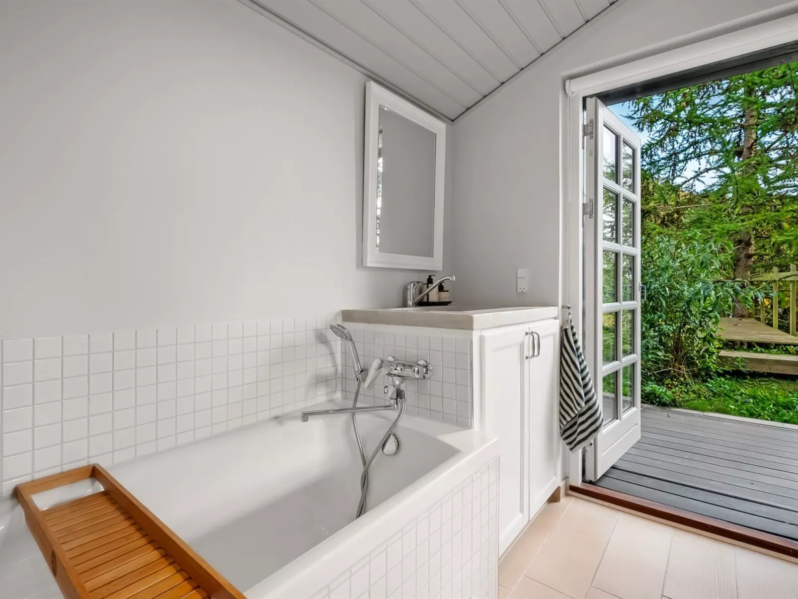 "Teijo" - 2.5km from the sea-Binnen