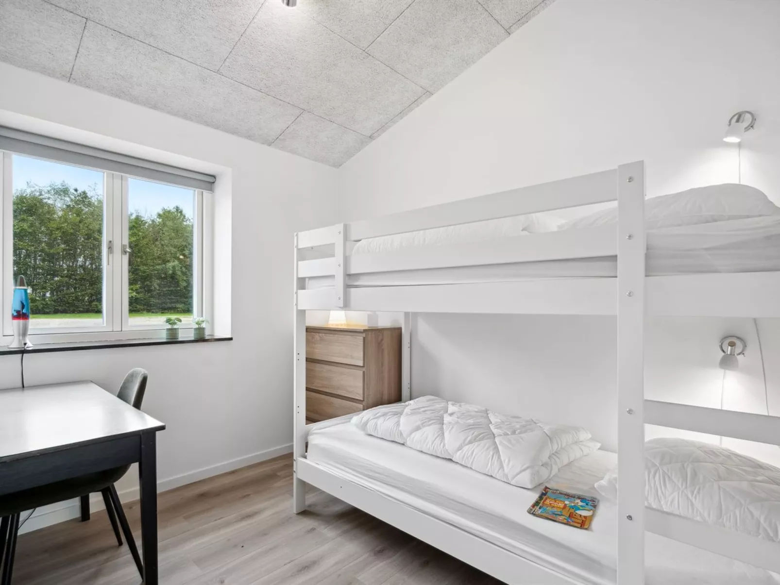 "Landuin" - 30km from the sea-Binnen