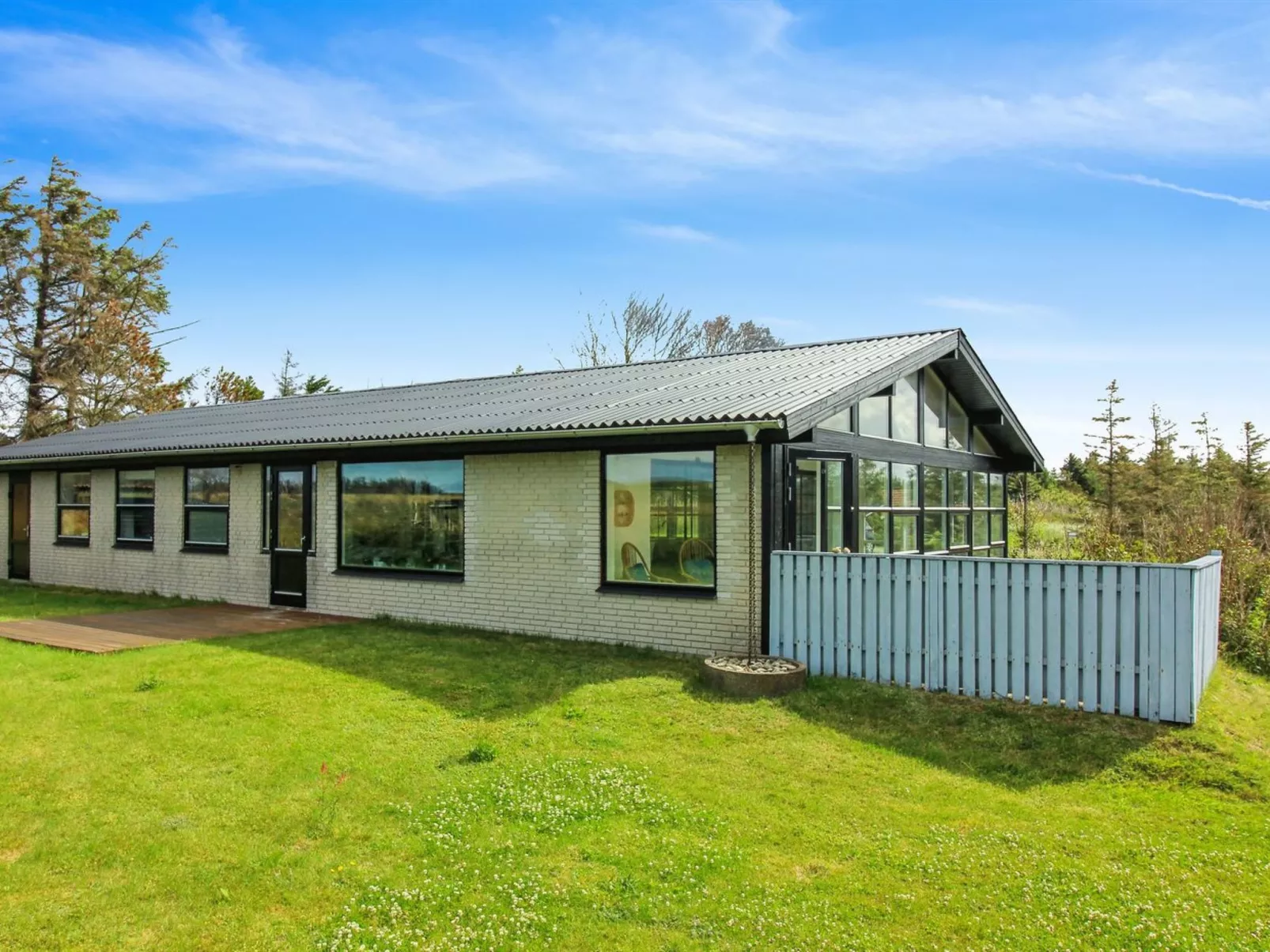 "Skyler" - 400m from the sea-Buiten