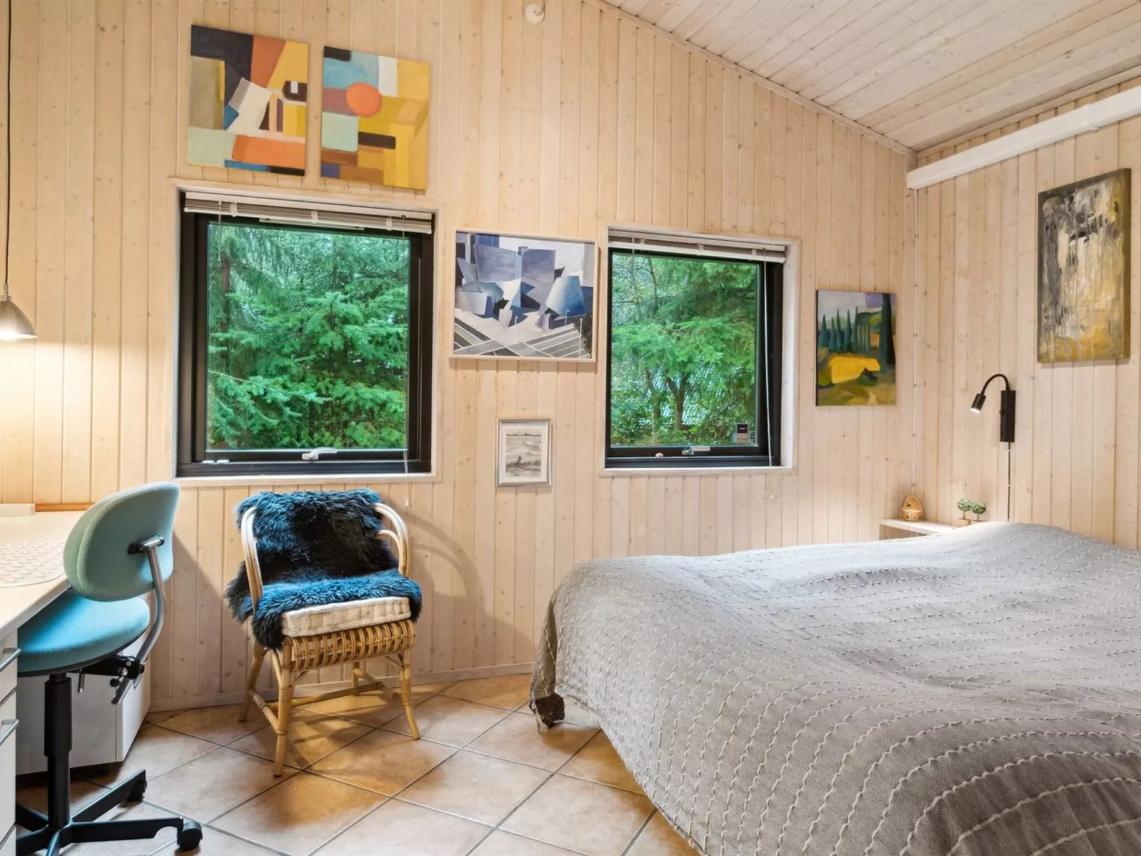 "Aiko" - 375m from the sea-Binnen