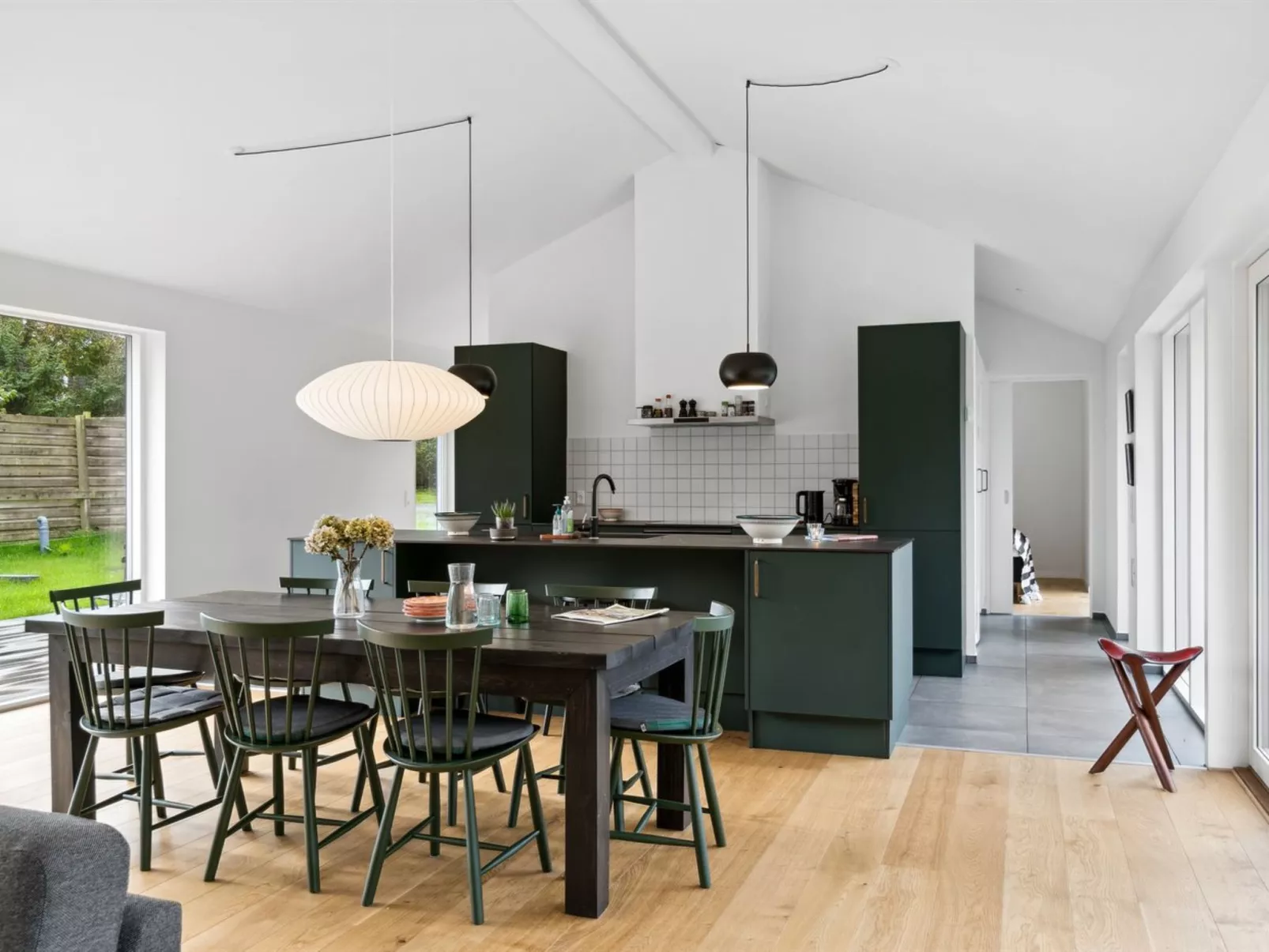 "Tessa" - 1.6km from the sea-Binnen