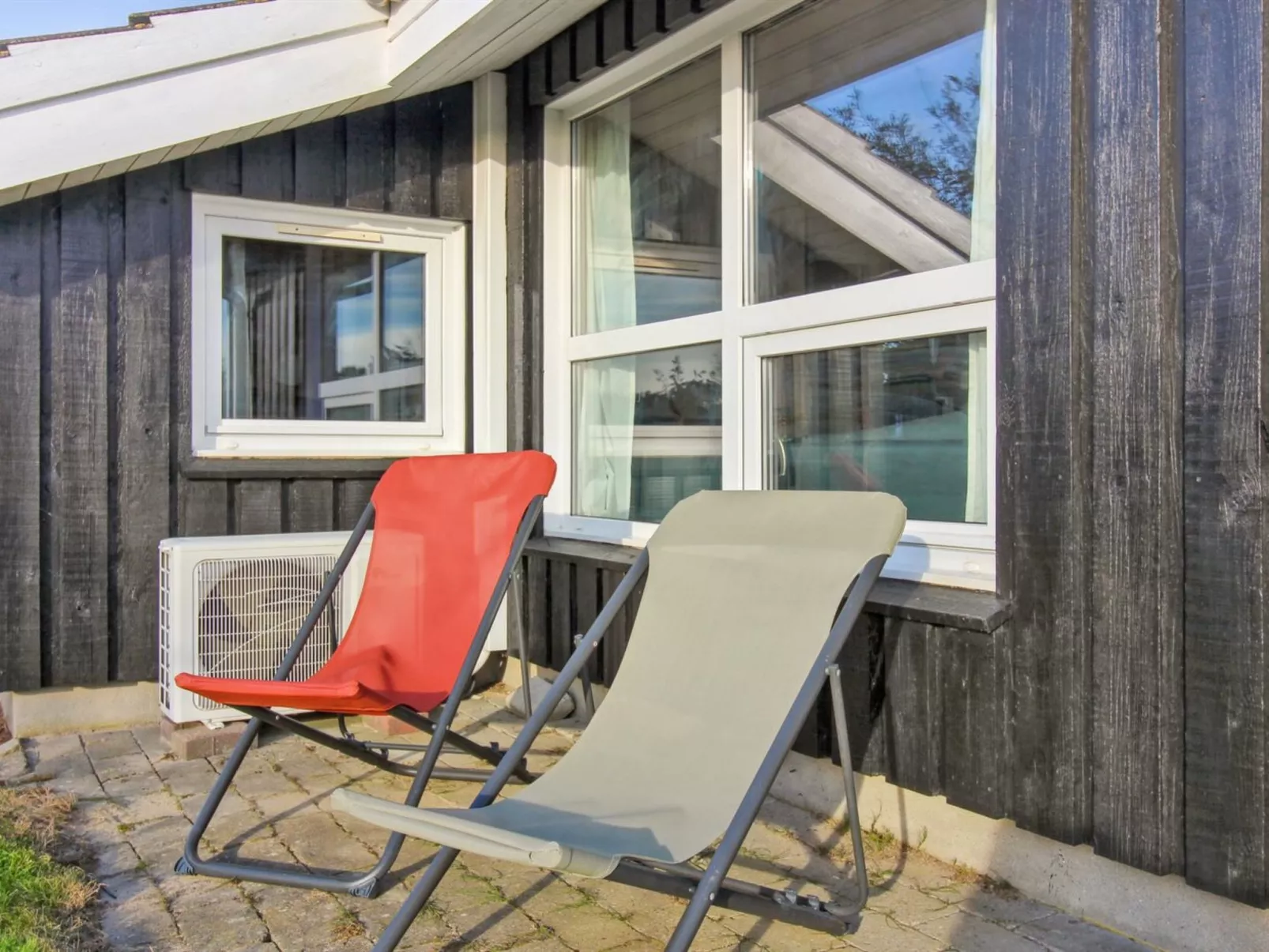 "Freda" - 400m from the sea-Buiten