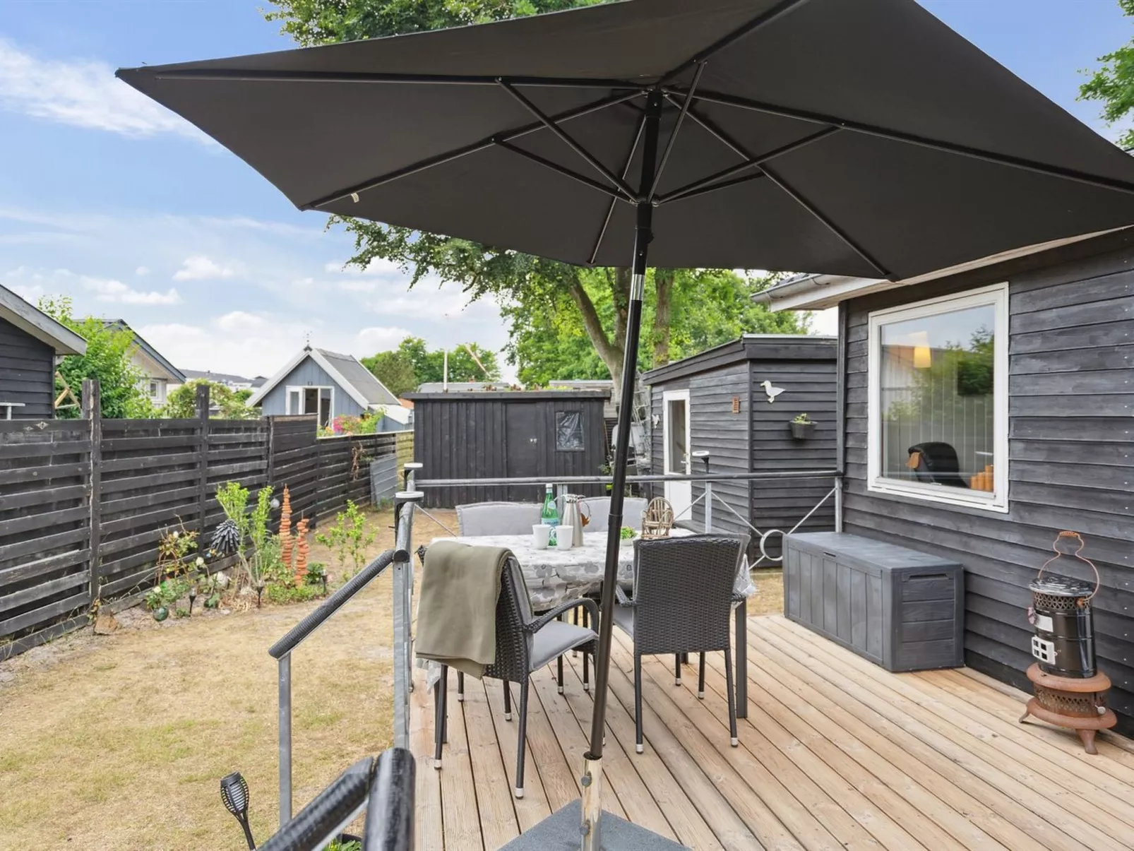 "Tjarven" - 300m from the sea-Buiten