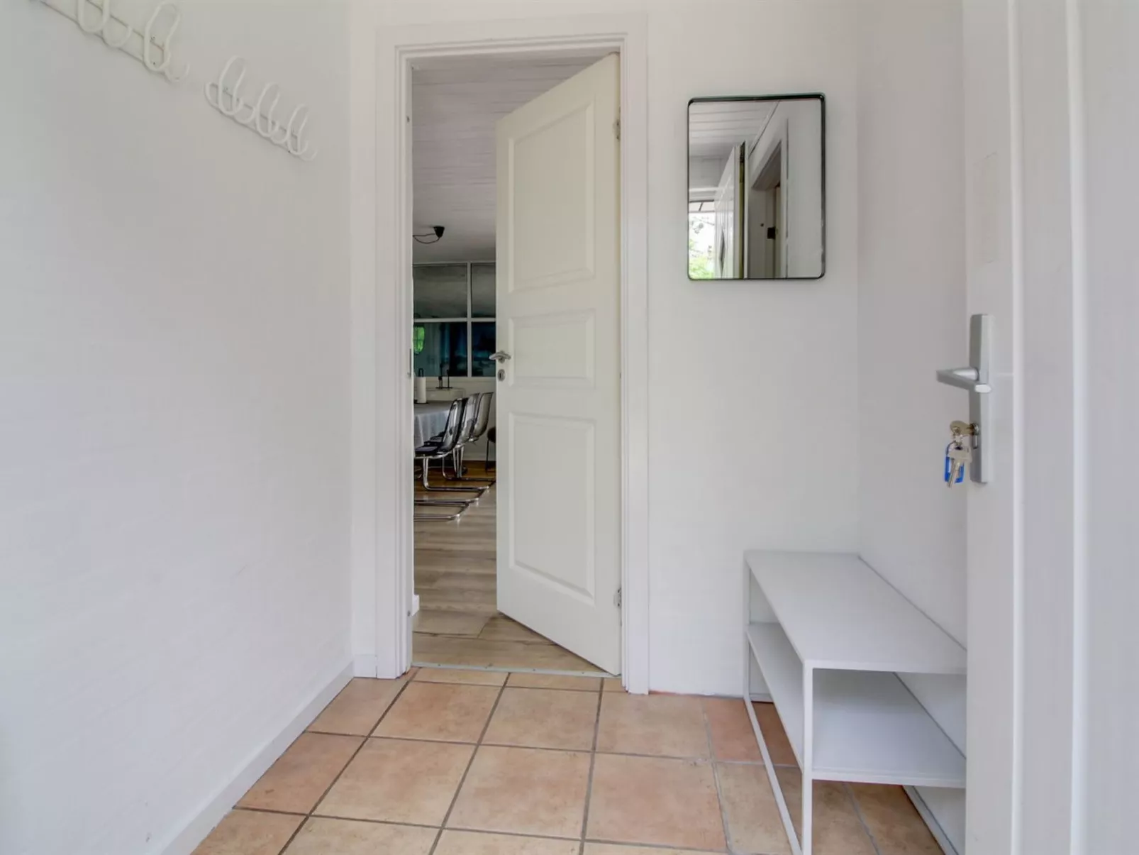 "Joona" - 12km from the sea-Binnen