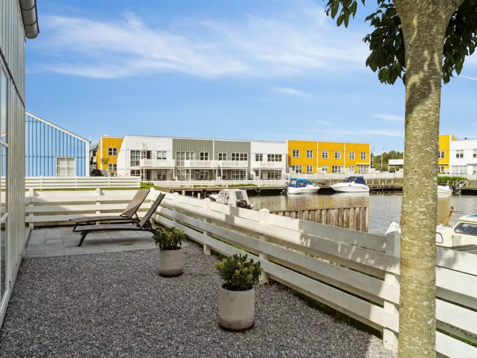 "Annlis" - 5m from the sea-Buiten